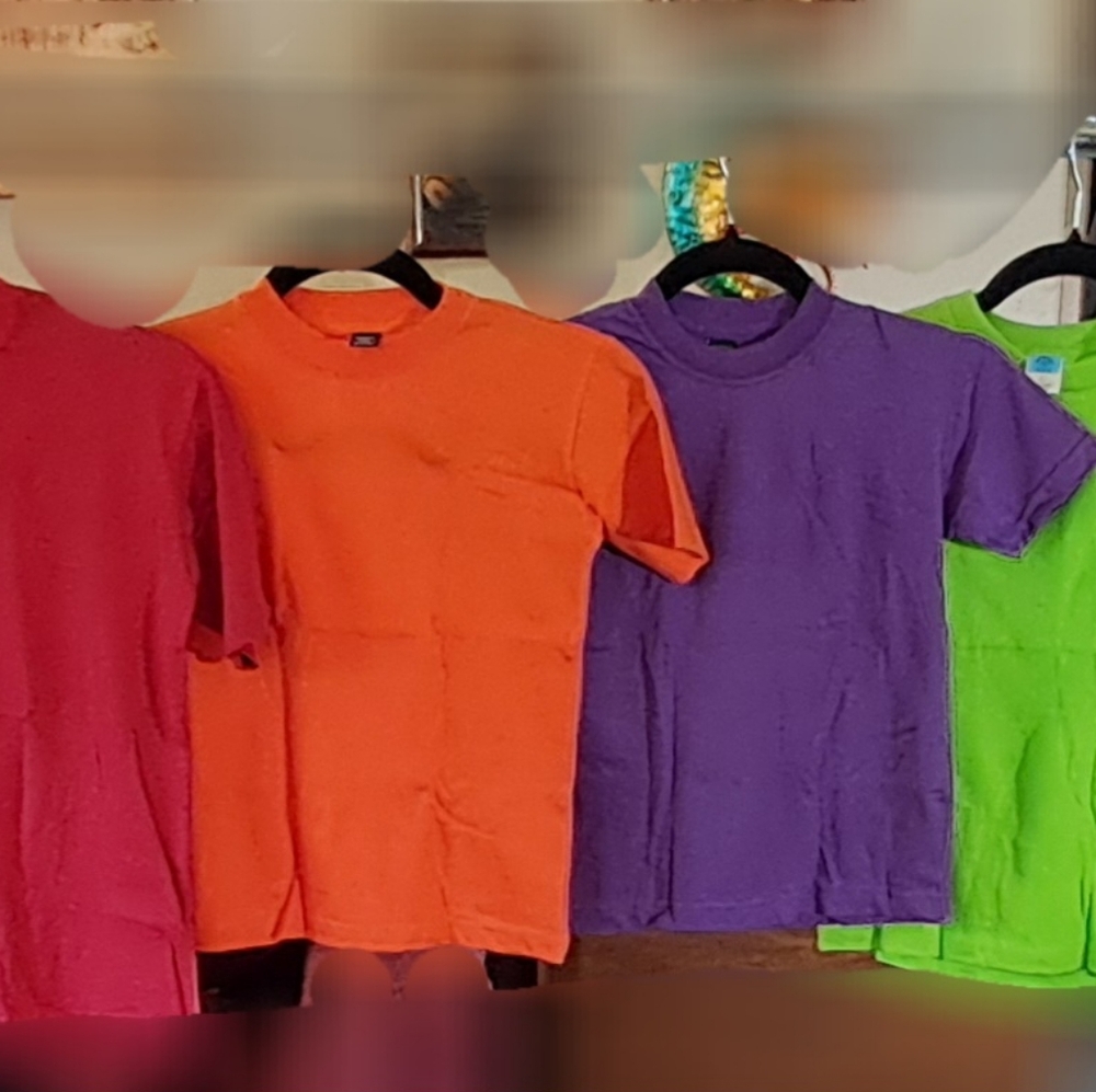 T-Shirts - Picture 2 of 2